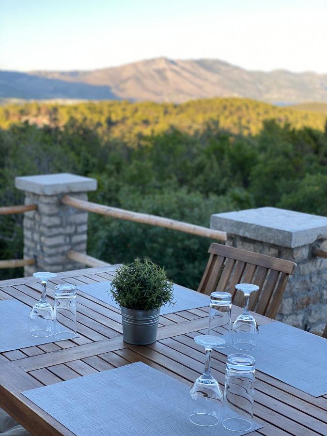 Blue Water Apartment Zrnovo Екстер'єр фото