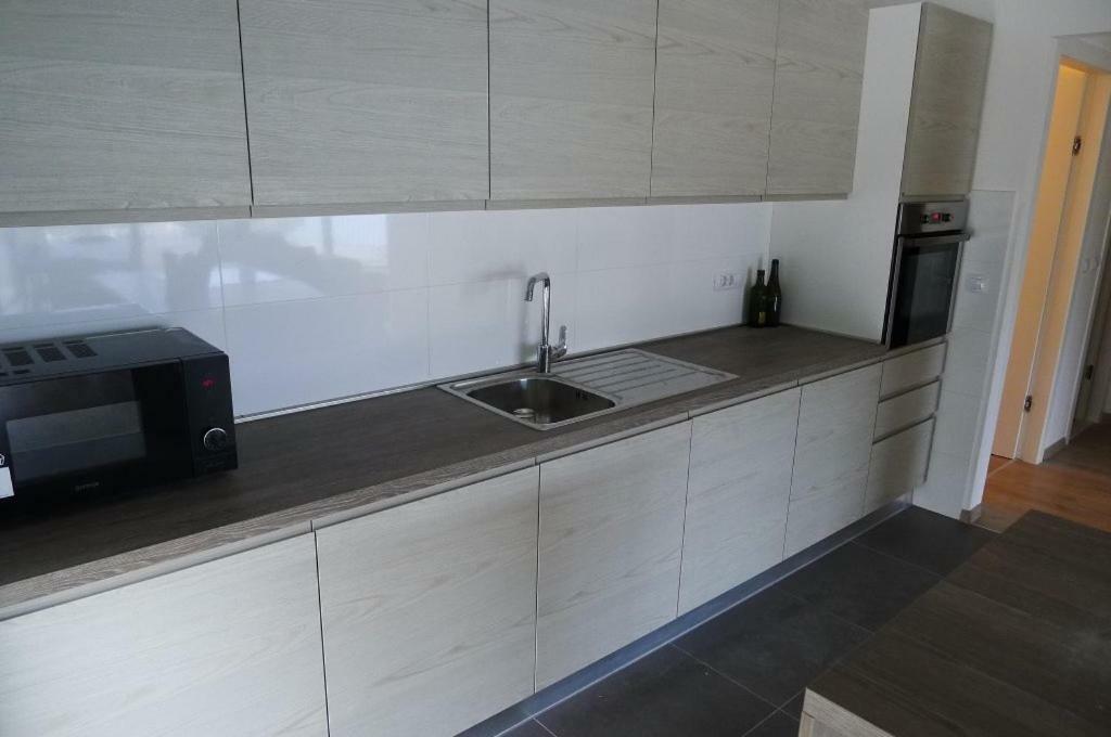 Blue Water Apartment Zrnovo Екстер'єр фото