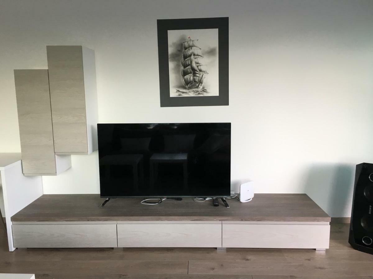 Blue Water Apartment Zrnovo Екстер'єр фото
