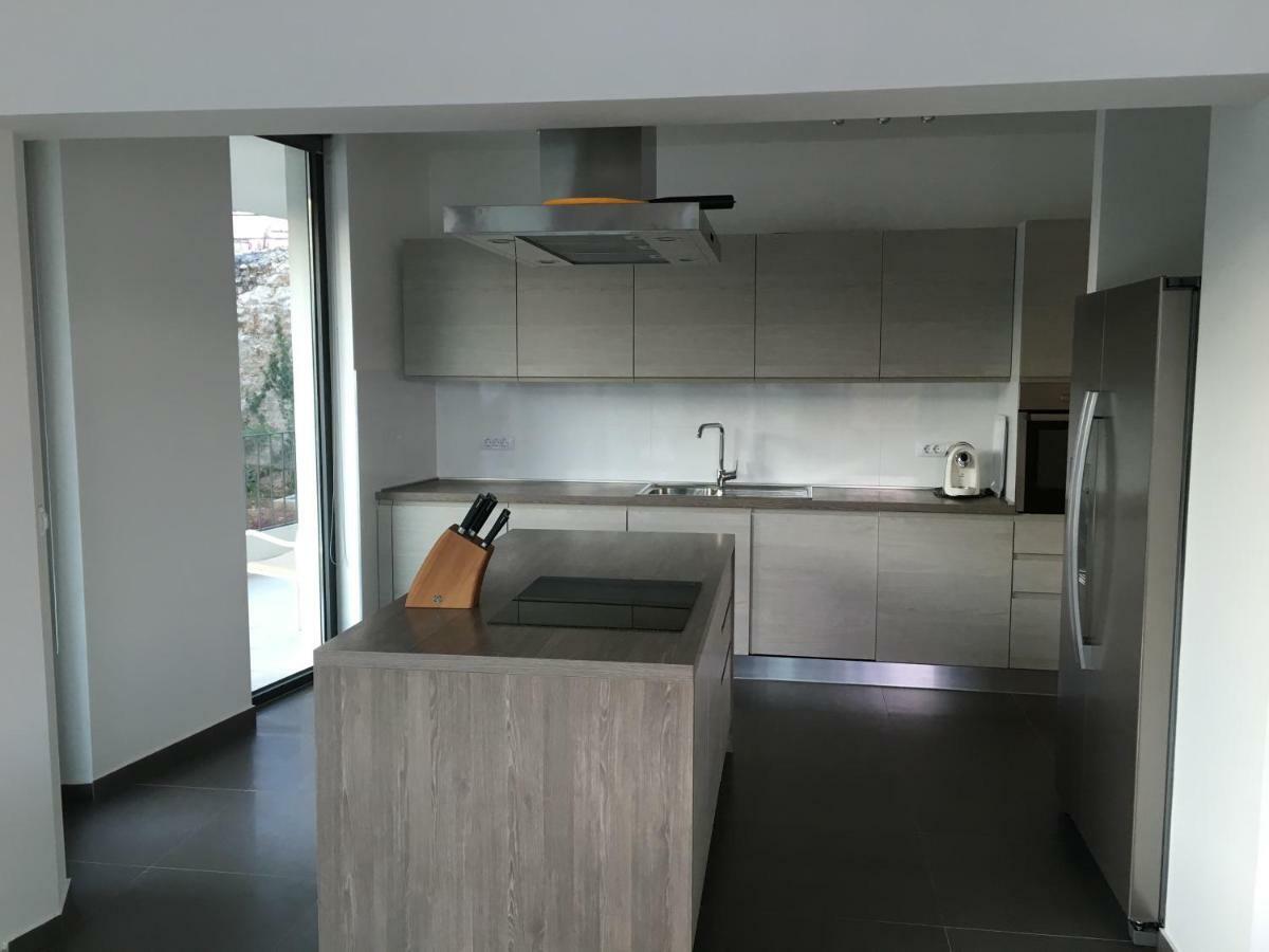 Blue Water Apartment Zrnovo Екстер'єр фото